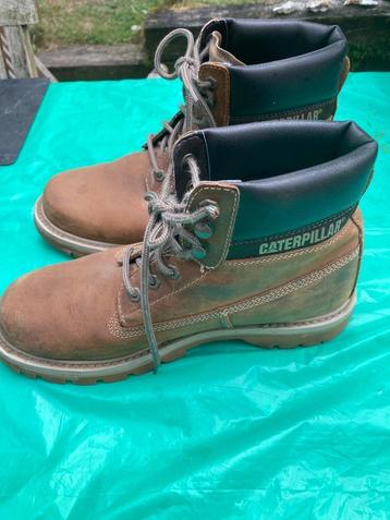 Bergwandelschoenen als nieuw CATERPILLAR  44-45 beschikbaar voor biedingen