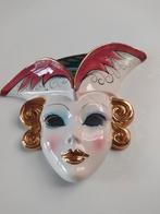 Venetiaans porseleinen masker, Enlèvement ou Envoi