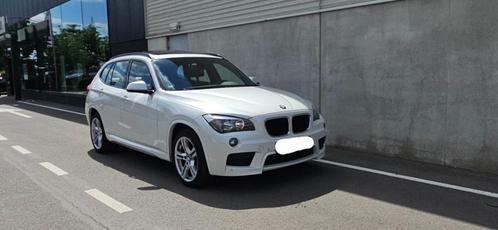 BMW X1 dA xDrive20 M PACK/PANO/LEDER/NAVI/1 EIGENAAR/FULL, Auto's, BMW, Bedrijf, X1, 4x4, Airconditioning, Alarm, Bluetooth, Boordcomputer