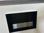 Zwarte wc pot / toilet en bediening Geberit perfecte staat, Huis en Inrichting, Ophalen, Overige typen, 50 tot 100 cm, Zo goed als nieuw