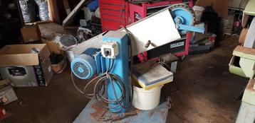 Band slijp machine beschikbaar voor biedingen