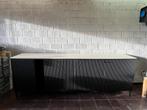 Mooie dressoirkast met travertin blad, Met deur(en), Modern / strak, 200 cm of meer, Overige materialen