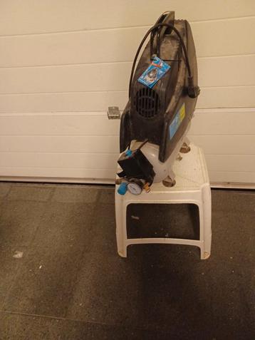 Compressor Ferm 1.5HP 220volt 6liter 8bar pr60euro beschikbaar voor biedingen