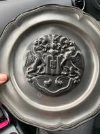 Tinnen bord. 23 cm.  Met houder, Antiek en Kunst, Ophalen