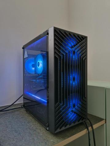 RGB Gaming PC Intel 8-core GTX 1080 32GB RAM nVME SSD beschikbaar voor biedingen