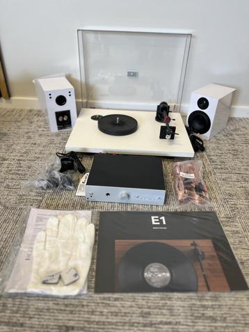 Pro-Ject True Hifi Stereo Set E PHONO - Wit/Zilver/Wit beschikbaar voor biedingen