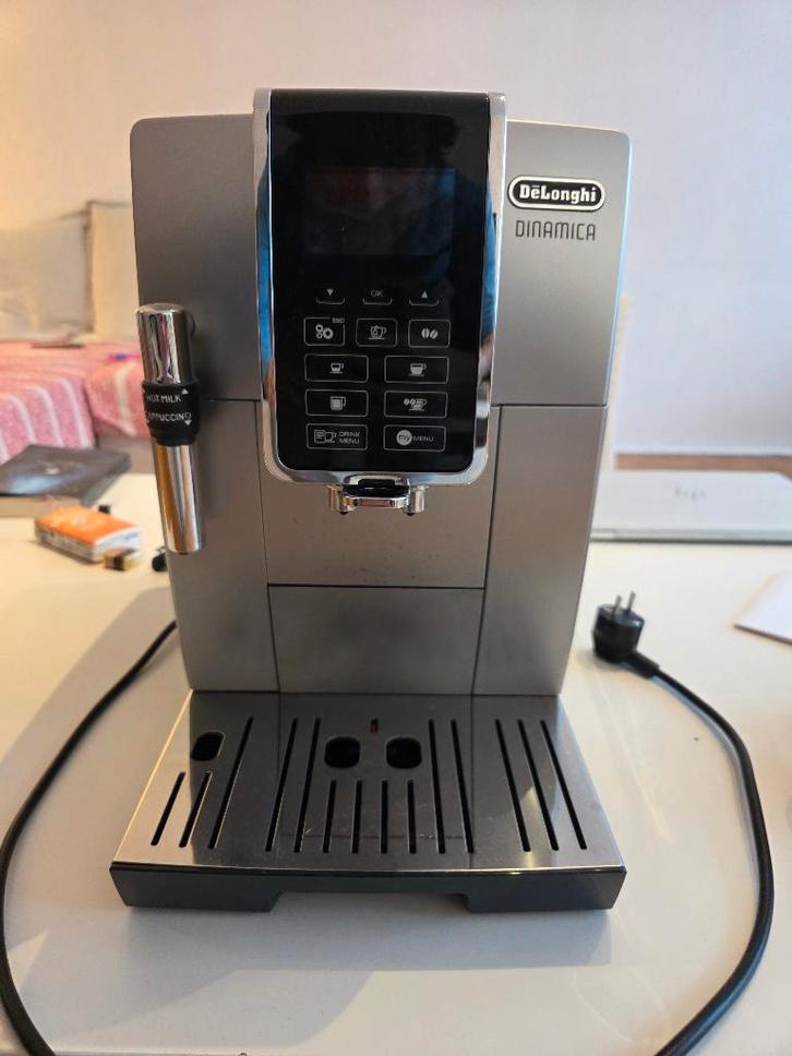 De'Longhi Dinamica, Elektronische apparatuur, Koffiezetapparaten, Gebruikt, Gemalen koffie, Koffiebonen, Espresso apparaat, 2 tot 4 kopjes