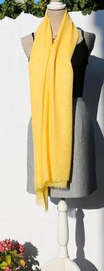 Magnifique long foulard jaune Caroll - neuf, Vêtements | Femmes, Bonnets, Écharpes & Gants, CAROLL, Enlèvement ou Envoi, Neuf