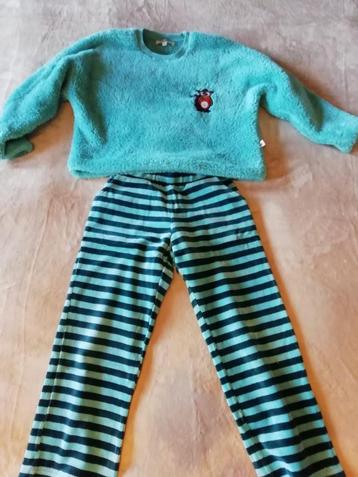 2 PYJAMAS POUR GARÇONS DE 6 ANS (1 Woody + 1 Eskimo), Garçon, Enlèvement ou Envoi, Vêtements de nuit ou Sous-vêtements, Utilisé