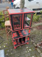 Kleine zwarte en rode meubels, Ophalen, Zo goed als nieuw