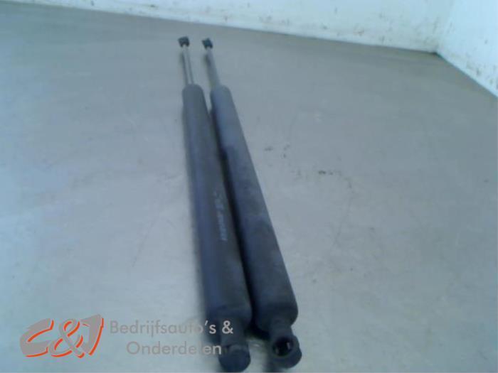 Set Gasdempers Achterklep van een Peugeot Partner, Auto-onderdelen, Carrosserie, Peugeot, Gebruikt, 3 maanden garantie, Ophalen of Verzenden