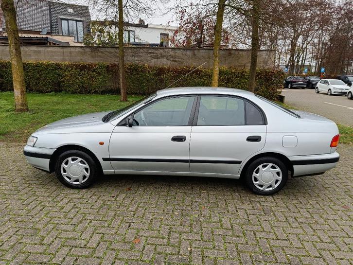 TOYOTA Carina E 1.6 Benzine, Auto's, Toyota, Particulier, Carina, Airbags, Centrale vergrendeling, Metaalkleur, Radio, USB, Benzine