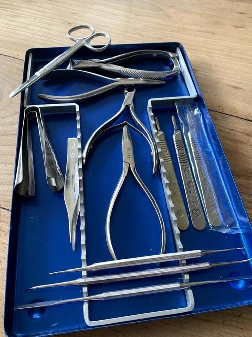 Set van instrumenten voor manicure, pedicure, podologie, Services & Professionnels, Esthéticiennes | Pédicure, Soin des ongles