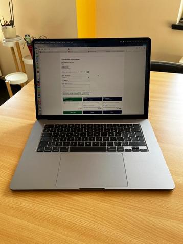 MacBook Air M2 (2023) beschikbaar voor biedingen