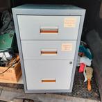 Bureaukast 66 cm hoog en diep 44 cm x breedte  44 cm, Ophalen