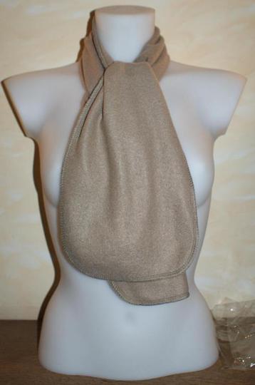 Zeer warme beige polaire sjaal                   ** NIEUW ** beschikbaar voor biedingen