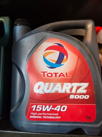 Castrol Quartz 5000 olie 10w40  beschikbaar voor biedingen
