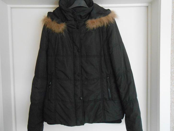 Mooie , warme damesblouson - zwart - met afneembare kap M 42, Vêtements | Femmes, Vestes | Hiver, Comme neuf, Taille 42/44 (L)