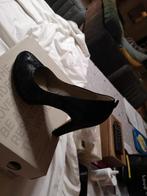 Schoenen hoge hak, Ophalen