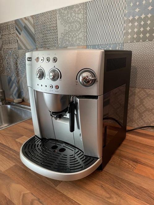 Machine à café DeLonghi Magnifica, Elektronische apparatuur, Koffiezetapparaten, Zo goed als nieuw, Gemalen koffie, Koffiebonen