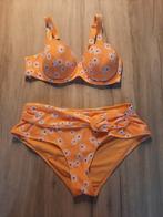 Oranje bikini met bloemen, Kleding | Dames, Nieuw, Oranje, C&A, Bikini
