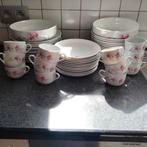 Servies 50 delig, Huis en Inrichting, Ophalen, Zo goed als nieuw, Kom(men)