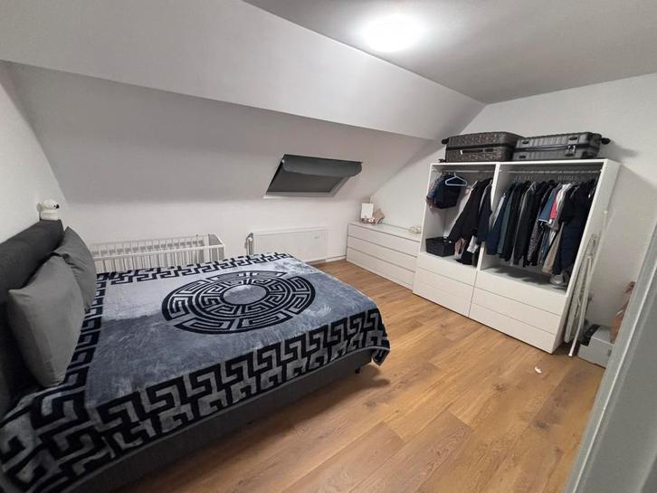 Spring box , malme et armoire, Immo, Appartements & Studios à louer, Bruxelles