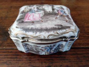 Tabatière de Louis XV, Enlèvement