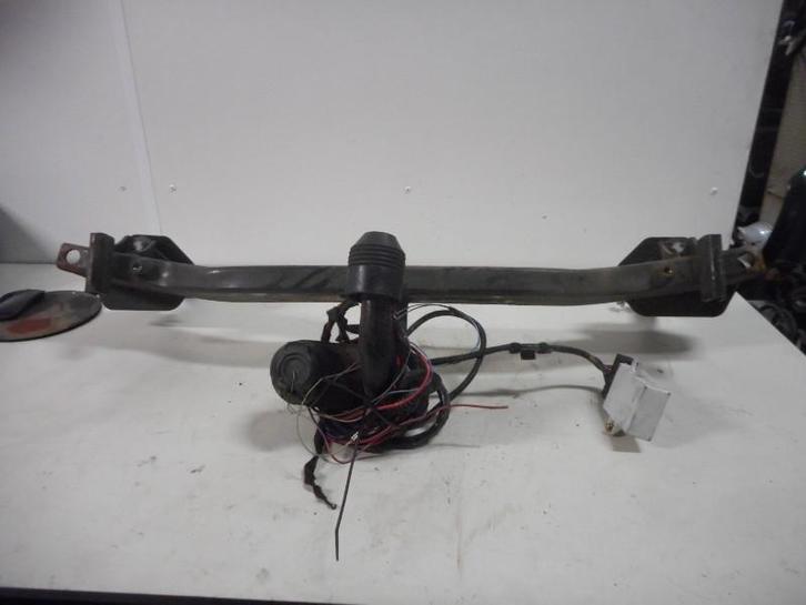 ATTELAGE REMORQUE BMW 3 serie (E46 / 4) (01-1997/05-2005), Autos : Pièces & Accessoires, Suspension & Châssis, BMW, Utilisé