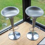 Hoge kruk, italiaans design Magis Bombo (2 stuks), Huis en Inrichting, Barkrukken, Ophalen, Gebruikt, 60 tot 90 cm, In hoogte verstelbaar