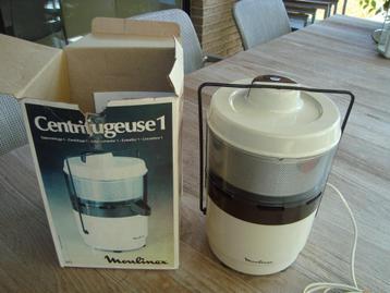 Fruitpers Retro Moulinex beschikbaar voor biedingen
