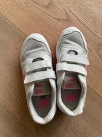 New Balance sneakers, Kinderen en Baby's, Kinderkleding | Overige, Ophalen of Verzenden, Zo goed als nieuw