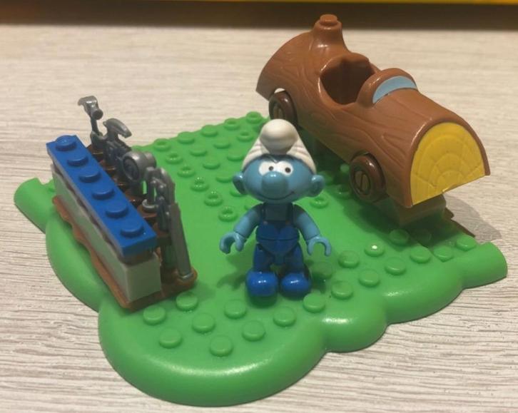 Mega Bloks The Smurfs - Handy Smurf 10736, Kinderen en Baby's, Speelgoed | Bouwstenen, Zo goed als nieuw, Megabloks, Ophalen of Verzenden