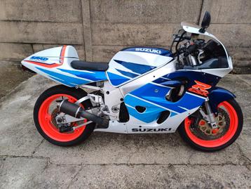 À vendre GSXR 750 City 