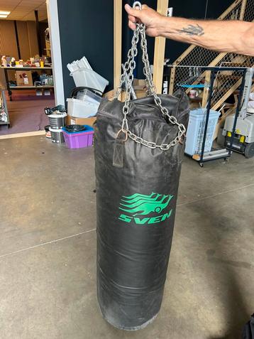 Bokszak beschikbaar voor biedingen