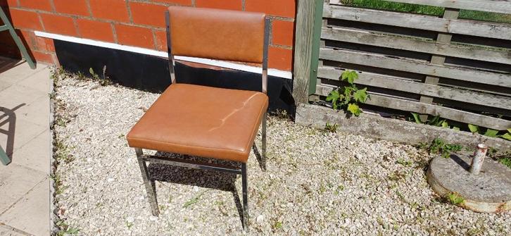 Set van 3 vintage stoelen uit de jaren 70., Huis en Inrichting, Stoelen, Gebruikt, Drie, Kunststof, Metaal, Bruin, Ophalen