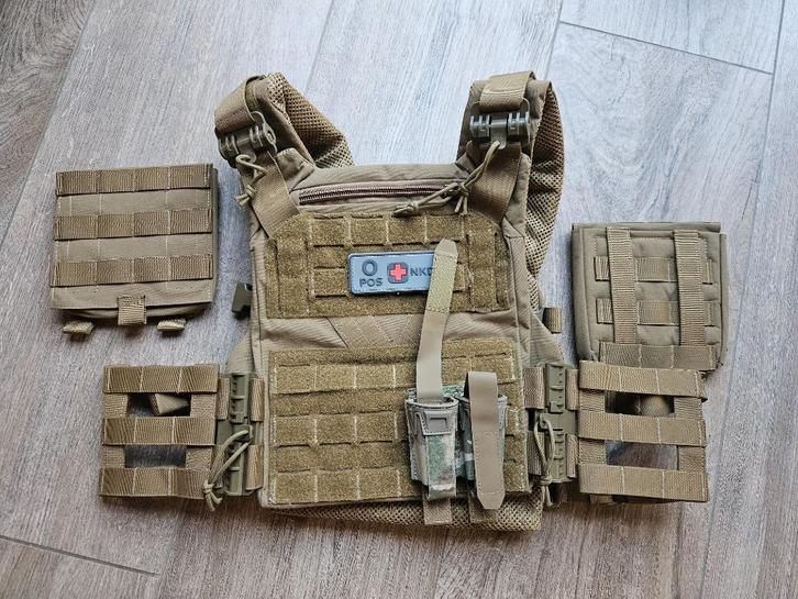 Tactical plate carrier - coyote brown, Hobby en Vrije tijd, Overige Hobby en Vrije tijd, Zo goed als nieuw, Ophalen of Verzenden