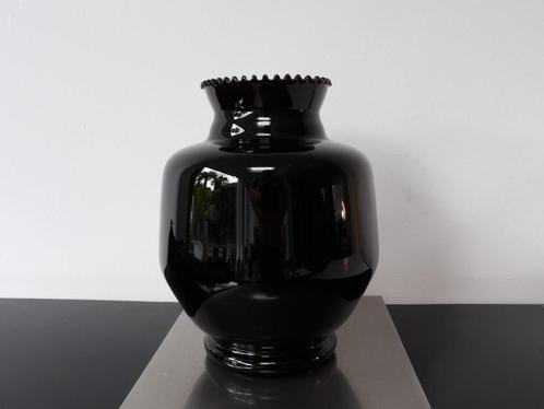 Vase Doyen Art Déco, opaline noire, Antiquités & Art, Antiquités | Vases, Enlèvement ou Envoi