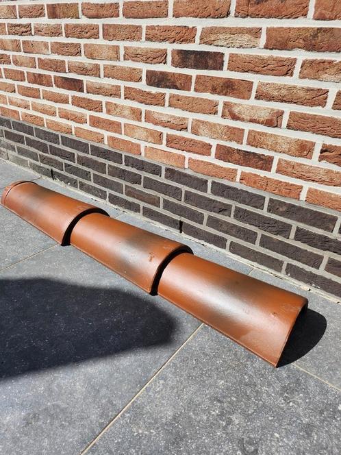 Nieuwe nokpannen ( vorstpannen )., Doe-het-zelf en Bouw, Dakpannen en Dakbedekking, Zo goed als nieuw, Ophalen