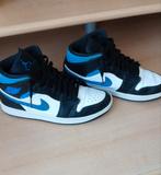 Air jordan 1 mid racer blue - maat 42.5 - Topstaat, Kleding | Heren, Ophalen, Zo goed als nieuw, Wit, Sneakers