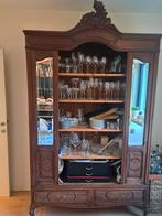 Armoire ancienne avec porte, 138 cm de large, 234 cm de haut, Enlèvement