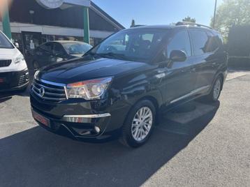 ssangyong rodius 2.0 d/4x4/AUTOMAAT/7 pl /CAR PASS/garantie, Auto's, Automaat, Euro 5, Monovolume, Zwart