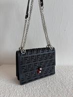 FF Fendi zwarte schoudertas, Handtassen en Accessoires, Ophalen of Verzenden, Zo goed als nieuw, Zwart, Schoudertasje