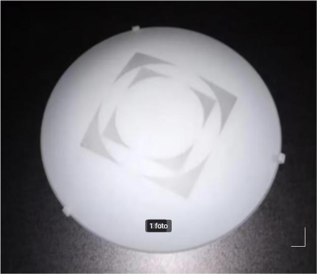 plafondlamp met mat glas 5€, Huis en Inrichting, Lampen | Plafondlampen, Glas, Ophalen of Verzenden