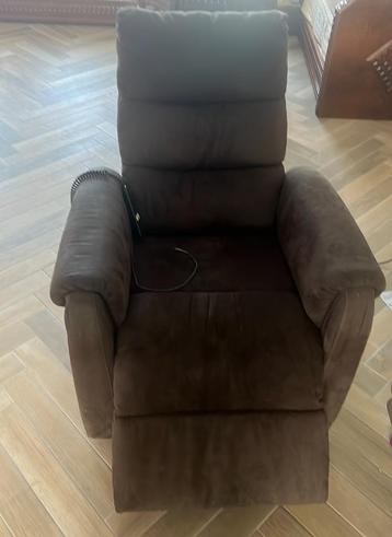 Electrische relax beschikbaar voor biedingen