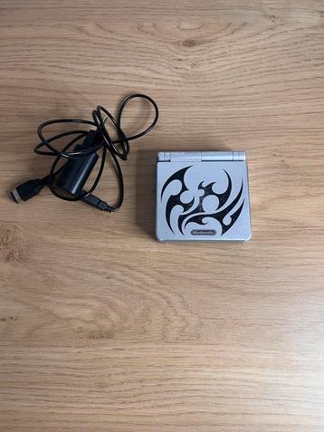 GameBoy SP Tribal Edition beschikbaar voor biedingen