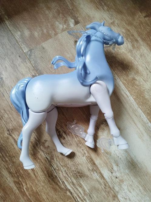 Frozen paard dat wandelt, Kinderen en Baby's, Speelgoed | Poppen, Zo goed als nieuw, Barbie, Ophalen