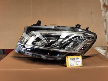 PHARE / OPTIQUE AVANT GAUCHE Sprinter 3,5t (907.6 / 910.6), Utilisé, Mercedes-Benz