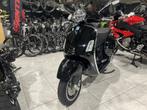 Vespa GTS Super 300, Motoren, Scooter, 300 cc, Bedrijf, 12 t/m 35 kW