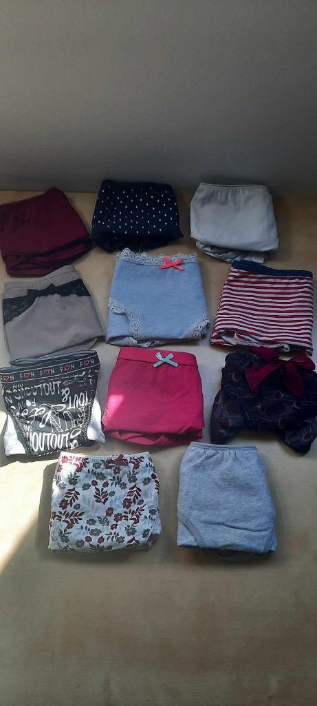 11 slipjes allerhande – meeste zijn maat small – uit te kiez, Kinderen en Baby's, Kinderkleding | Maat 164, Zo goed als nieuw